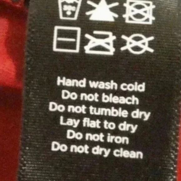 ALALA Activewear Red Black Hi Low Mesh Back Tank Women's Size Medium - Picture 9 of 12